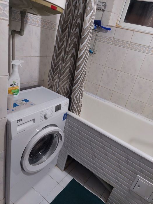 2-хкомнатная в центре посуточно.