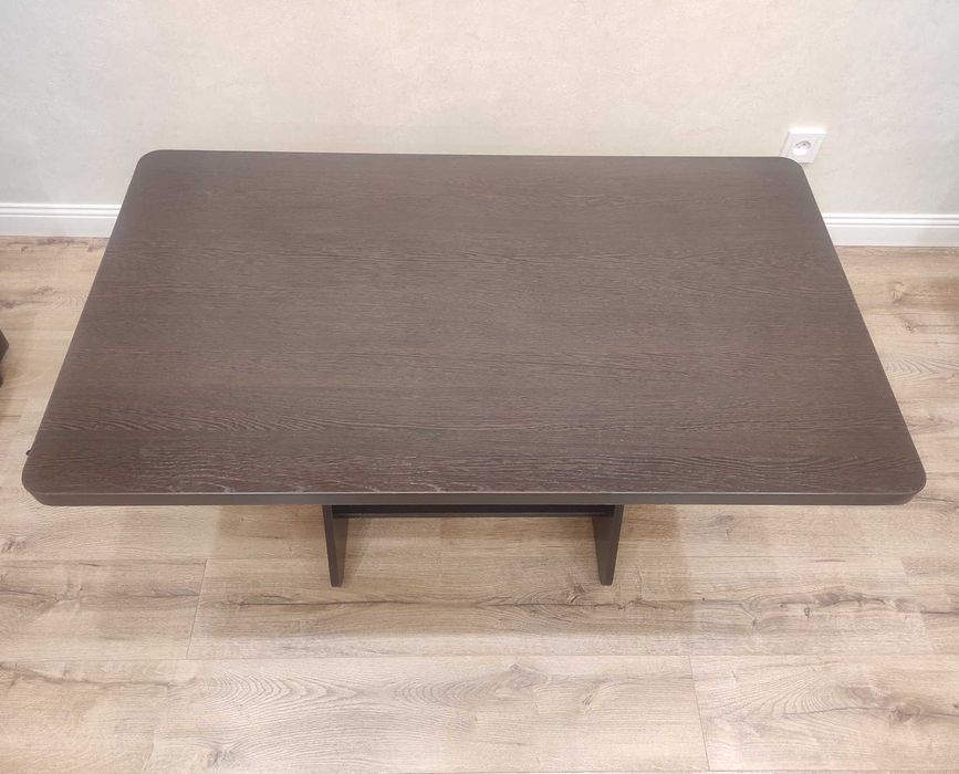 Журнальный столик