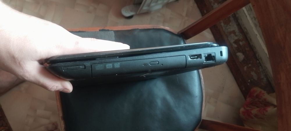 Продам ноутбук  Dell Inspiron N5010