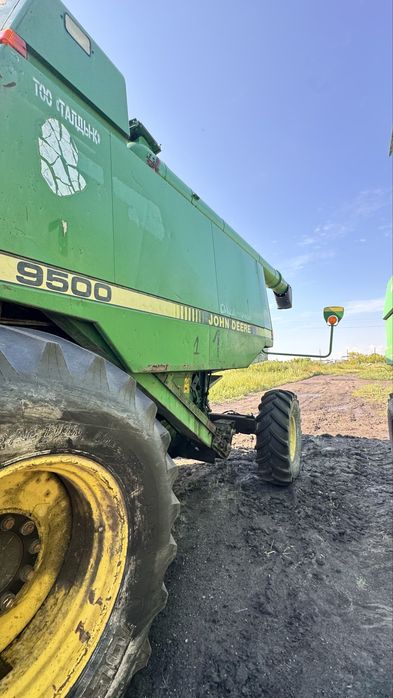Продам John Deere 9500