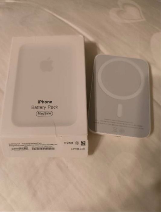 Повербанк MagSafe