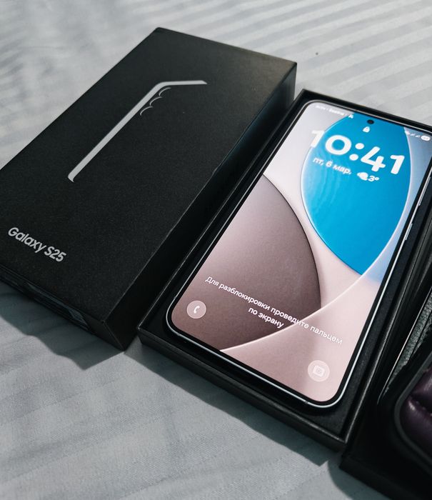 СРОЧНО Samsung S25 12/256gb