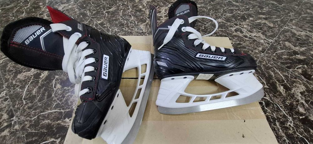 Продаются коньки