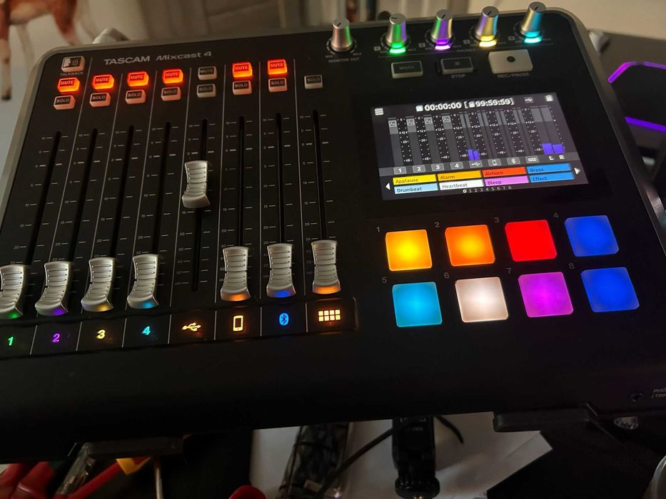 Mixer+microfoane+brate+casti