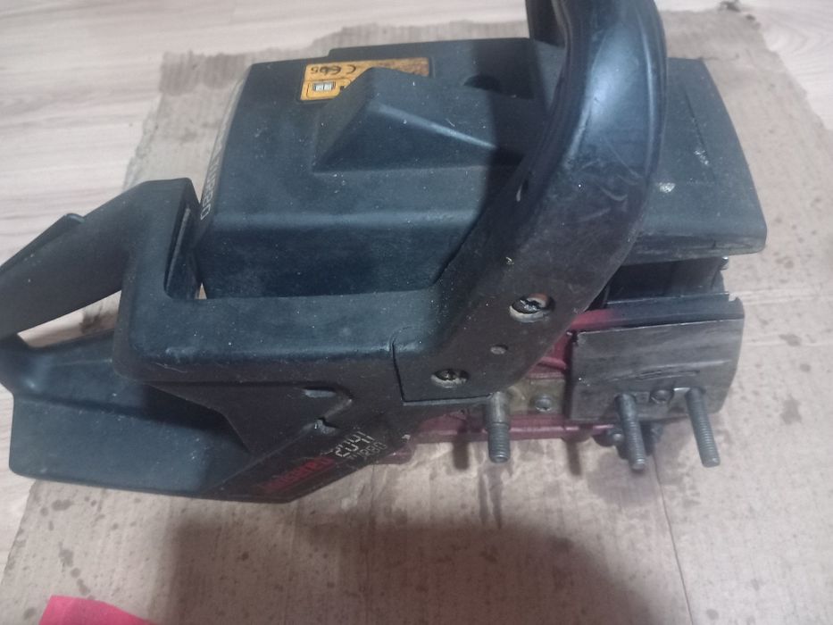 Vând drujba pentru piese