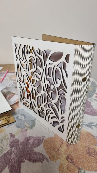 Ръчно изработен персонализиран албум за снимки