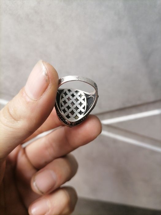 Перстень серебряный