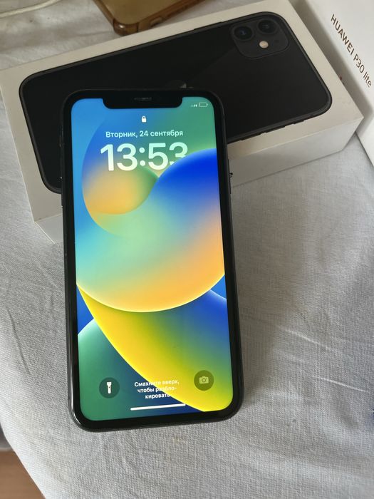 iPhone 11 б/у в хорошем состоянии