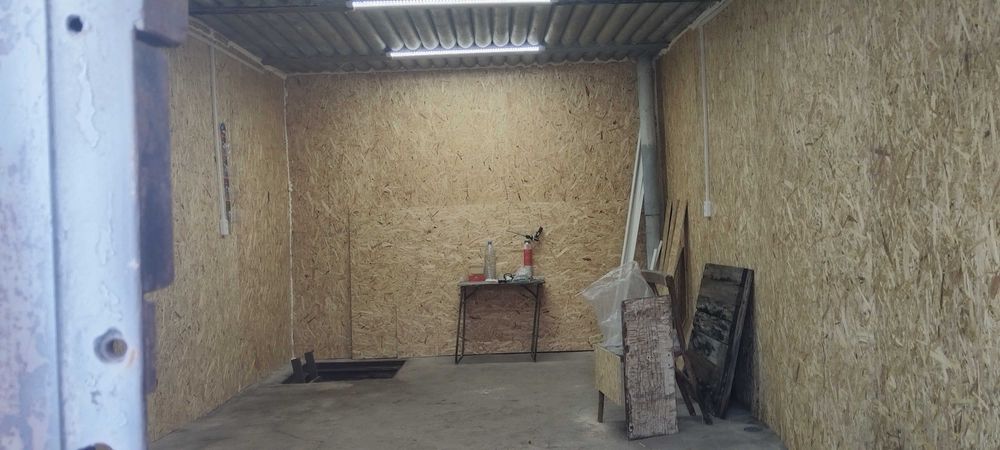 Продам гараж старый город карьер