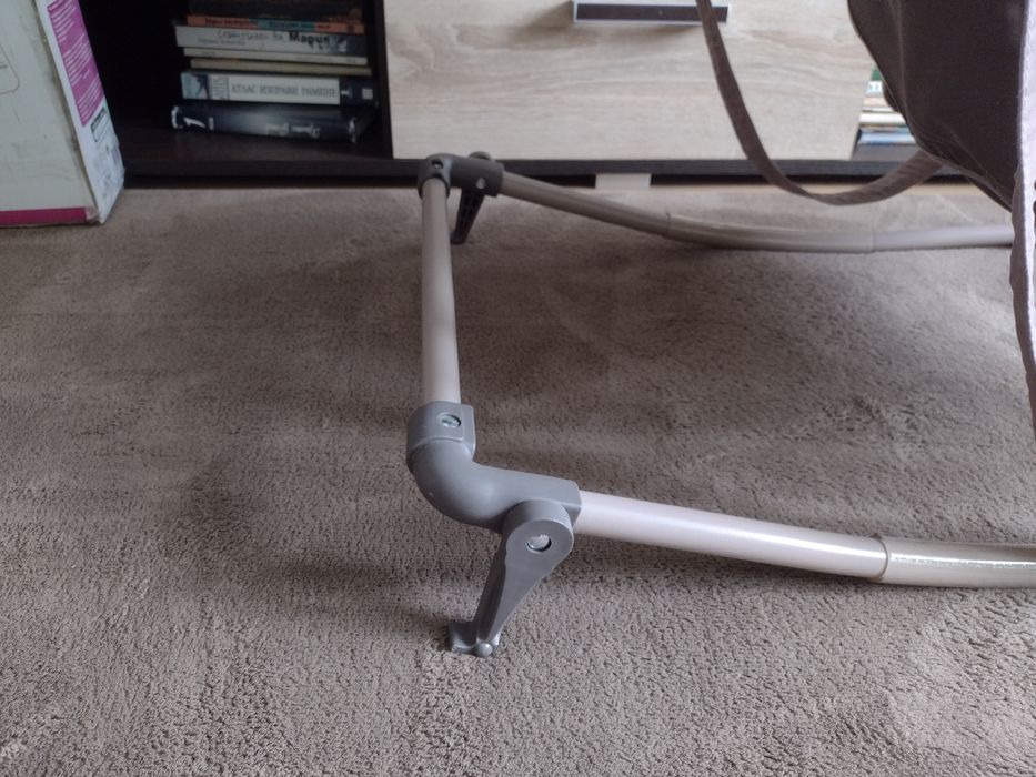 Babymoov - Шезлонг с играчки Bubbel