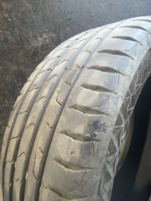Б/у покрышки R16 205/55 Continental