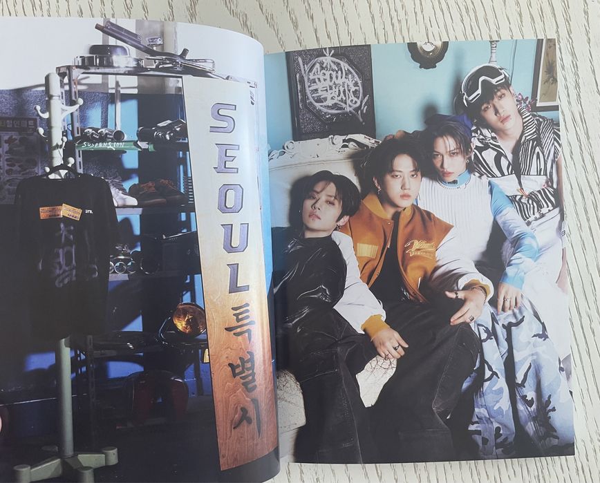 к-поп альбом Stray Kids S-Class