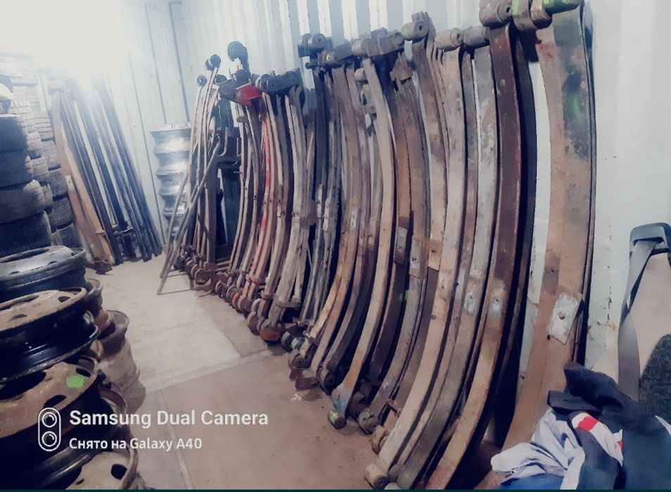 Грузовой запчасти. Мост. Рессор. Двигатель. Коробка.