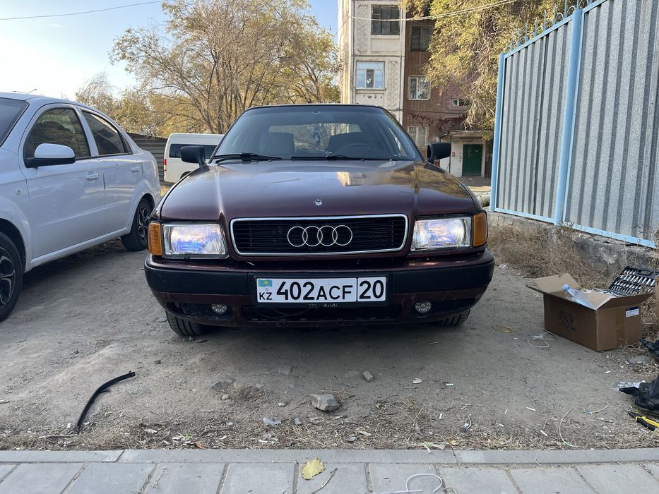 Продам audi 80.