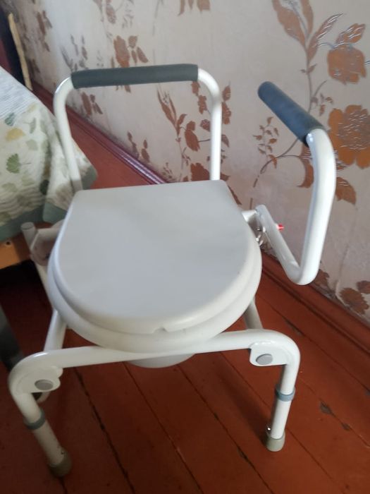 Продаётся туалет для инвалидов