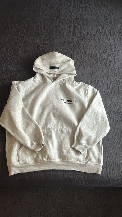 Комплект fear of god essentials с много хубава и удобна материя