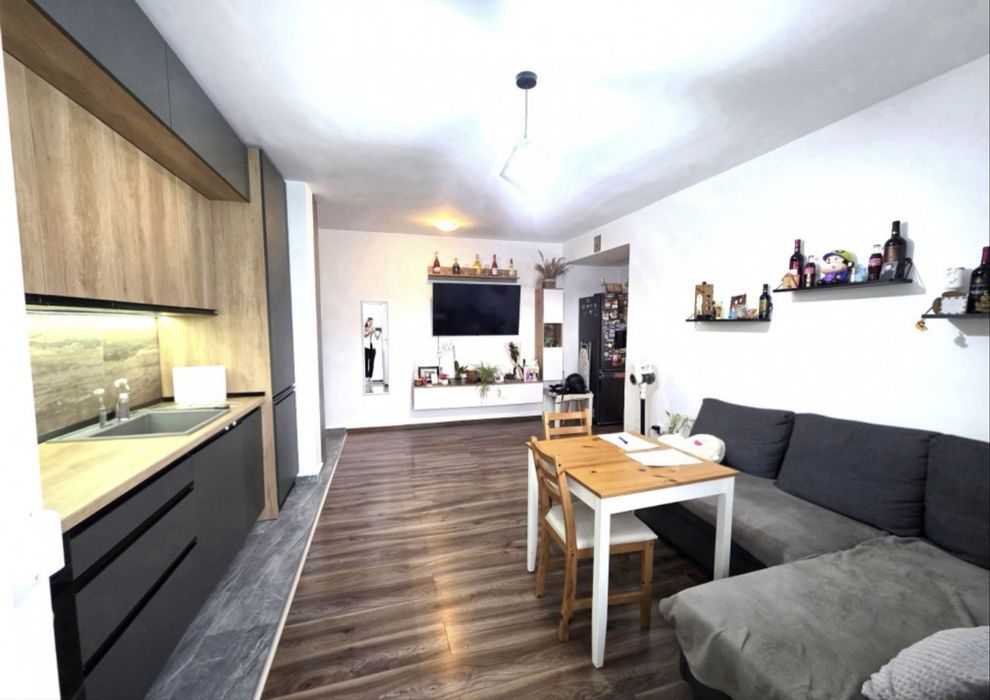 Direct Proprietar Vand apartament cu doua camere! Se vinde !!COMPLET MOBILAT!!