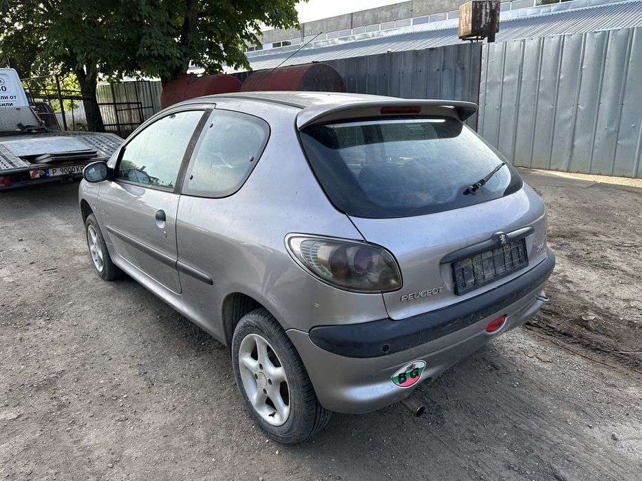 Peugeot 206 / Пежо 206 1.4i на части