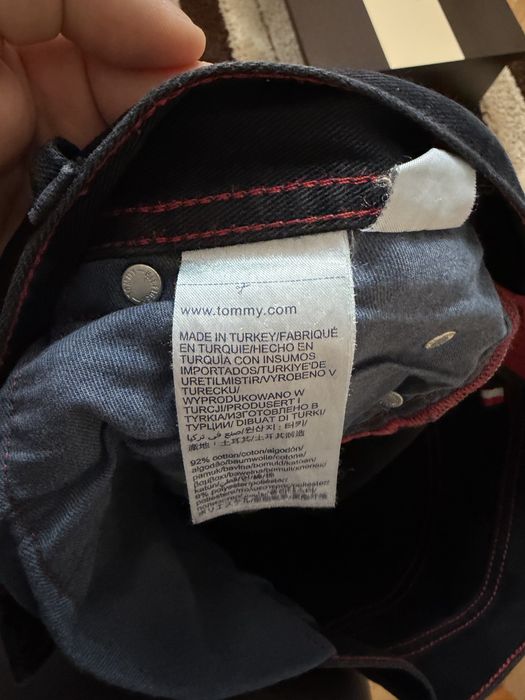 Blugi Tommy Hilfiger