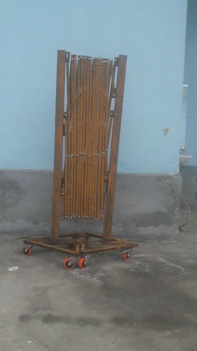 Temir panjarali to'siq | Темир панжарали тўсиқ