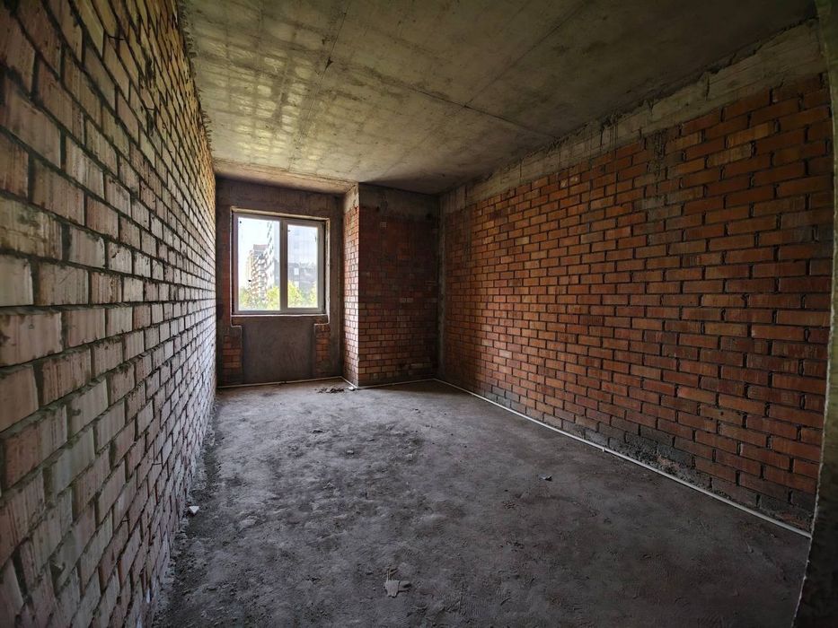 Продается 4х ком квартира, ориентир: Алайский рынок, 188м²