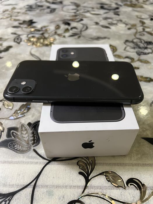 Продам iphone 11 64 не вскрытый