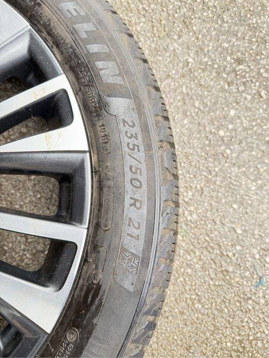 Гуми зимни със джанти LEXUS RX500H