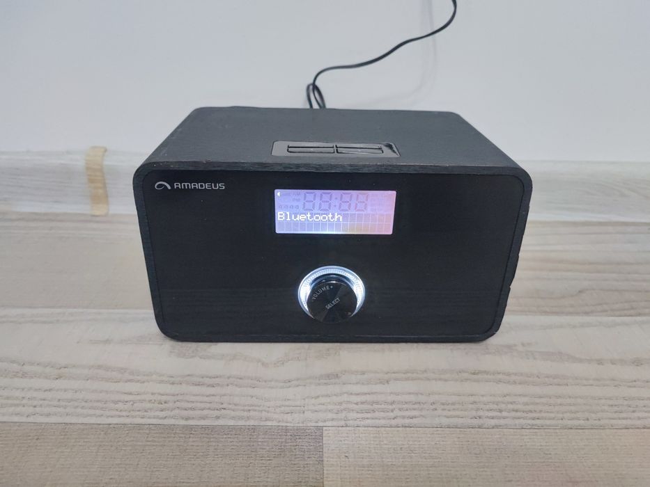 Radio Amadeus cu bluetooth
