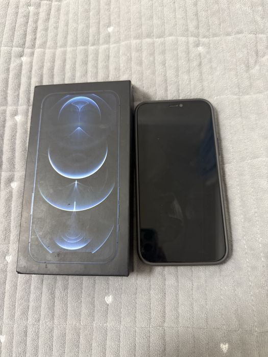 iphone 12 pro в отличном состояние