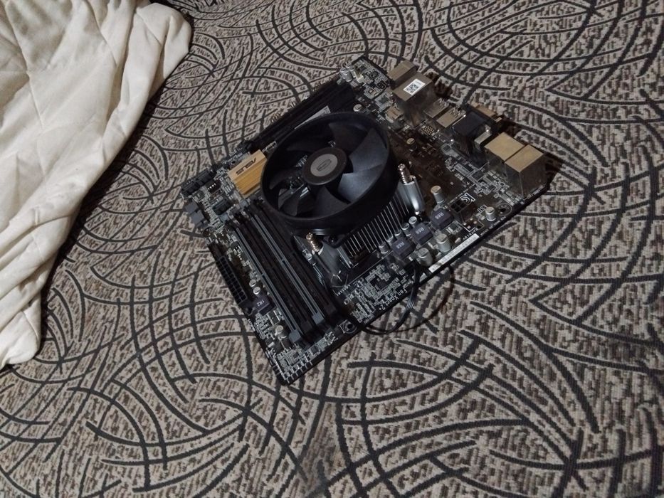 Motherboard Intel i5 8gb Video