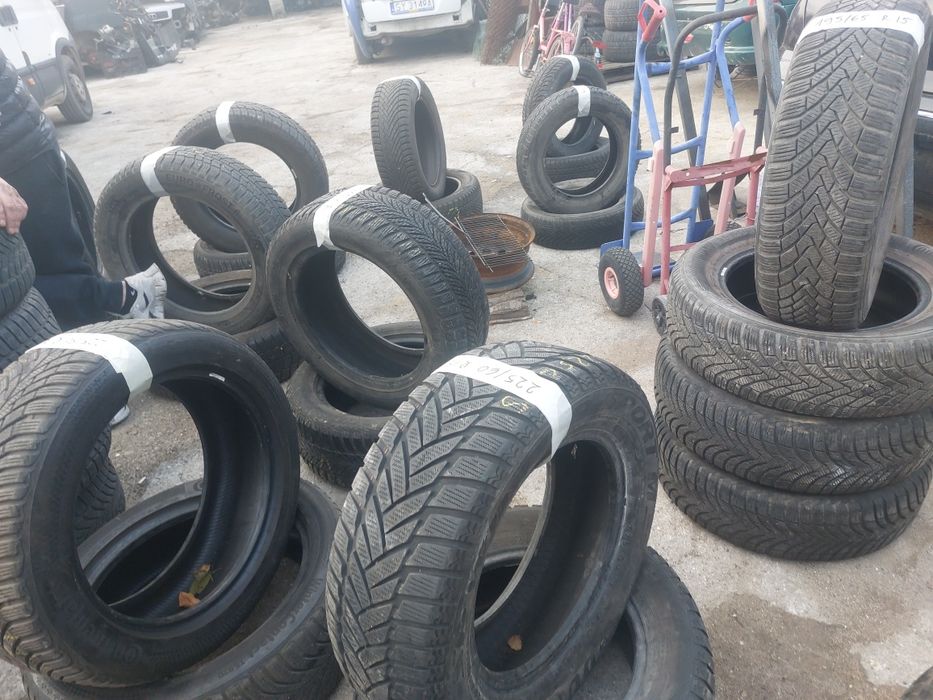 265/65/17 зимни гуми в добро състояние за джип възможен монтаж