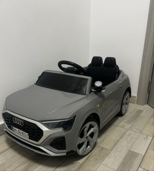 Masinuta electrica Audi