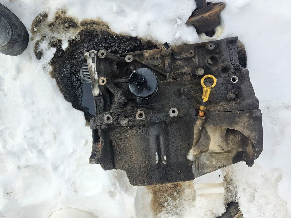 Рено Мотор 1.6 логан