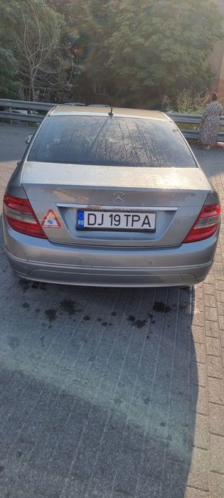 Vand sau schimb Mercedes