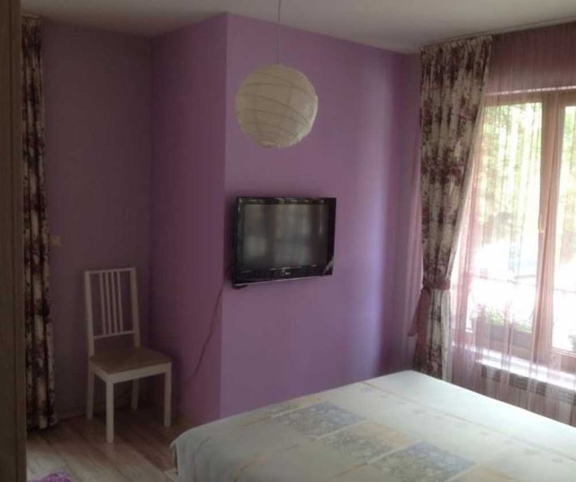 Тристаен апартамент в Младост 2