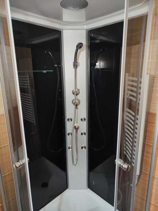 Inchiriez garsoniera zona Olosig