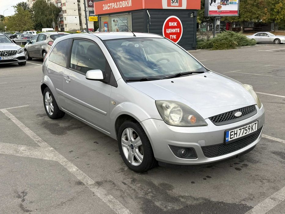 Ford Fiesta 1.25 бензин, 2008 г.