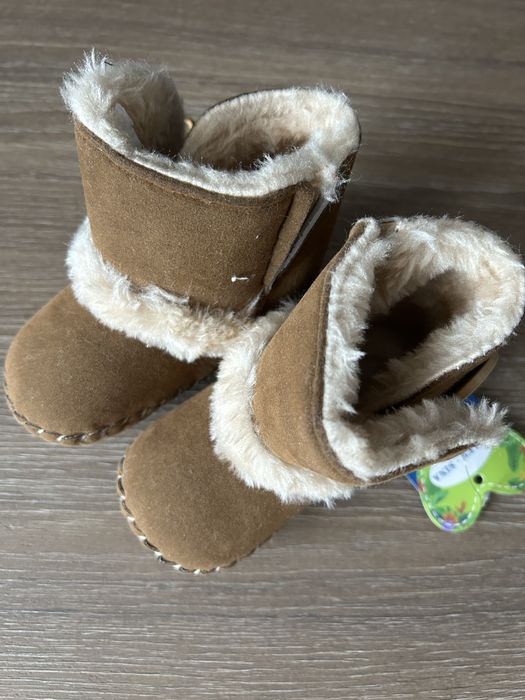 Vand papucei noi nr. 21