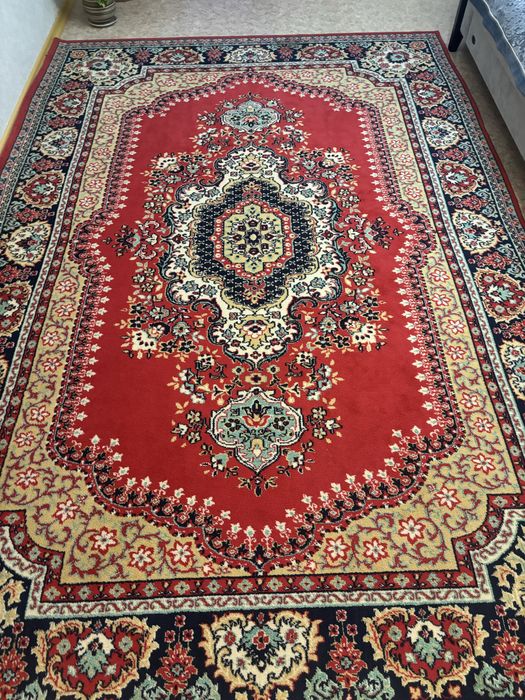 Продам ковры б/у