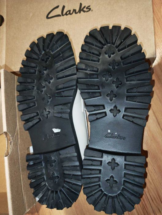 CLARKS - Кожени мокасини