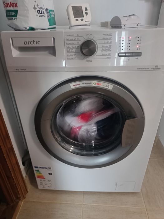 apartament 2 camere semidecomandat loc de parcare stare buna