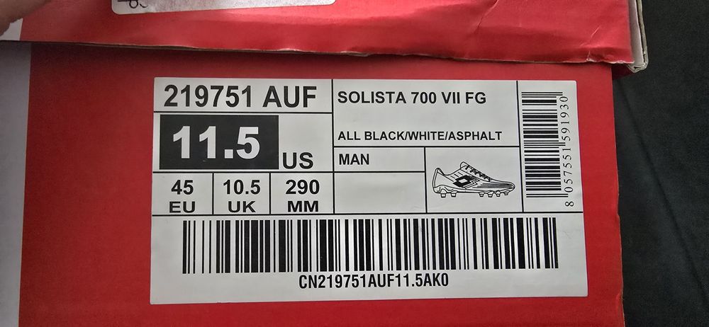 Футболни обувки висок клас - Нови