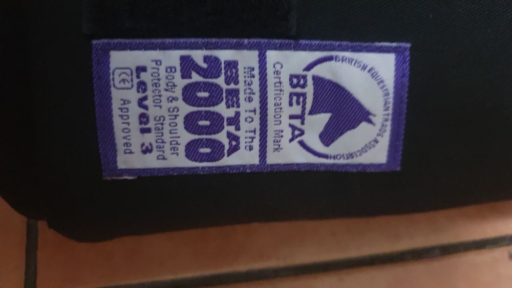 Vestă de protecție nivel 3