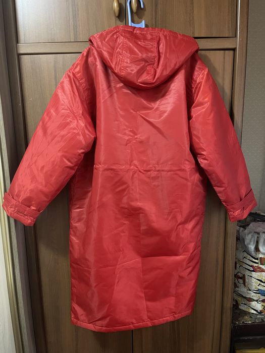 Продам новую куртку-плащ