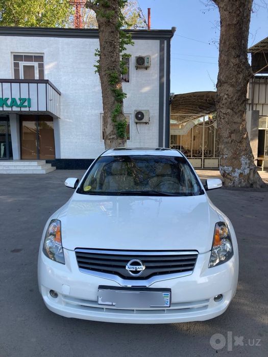 Nissan altima L32 VARIANT YOQ