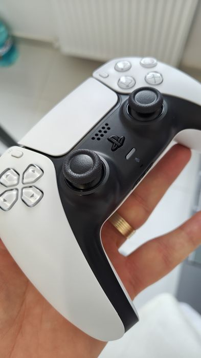 Ps5 folosit de 2,3 ori