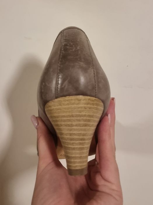 Кафеви токчета, естествена кожа Tamaris 40 номер