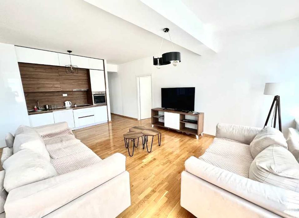 Дава се под наем Тристаен апартамент в Пловдив, Южен - 90 кв.м за 336.6 € - Снимка #2