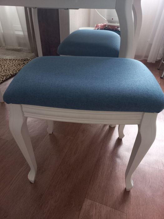 ,,продам кухонный стол