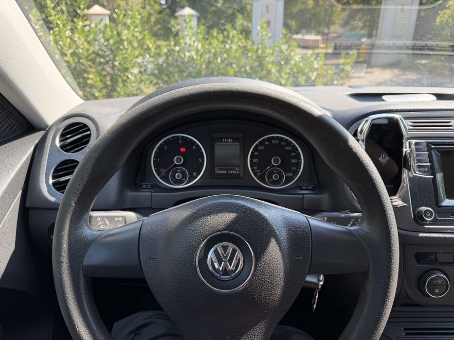 VOLKSWAGEN Tiguan 2015 — imagine 5